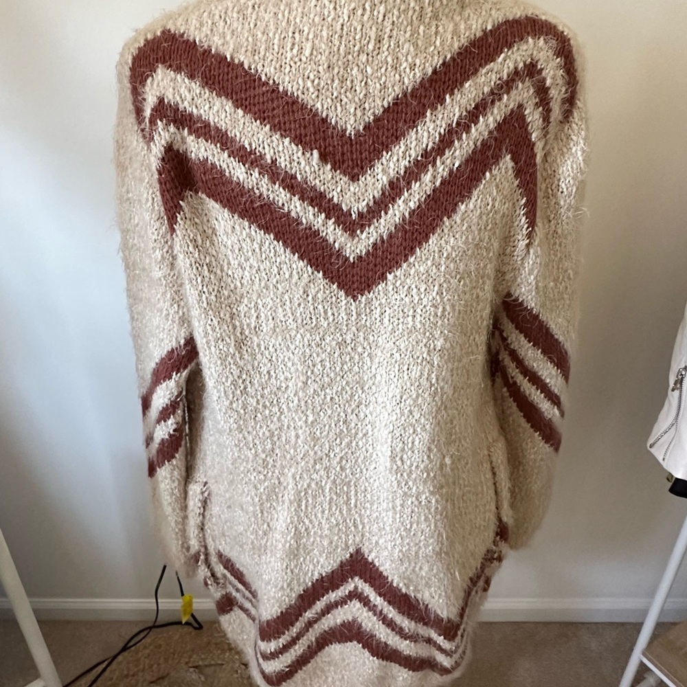 Cardigan great condition - Picture 3 of 5